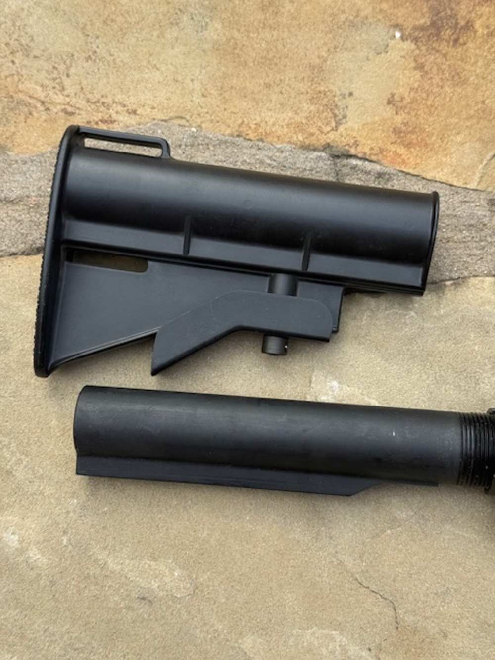 COLT EARLY 1 N COMPLETE BUTTSTOCK WITH EARLY PISTOL GRIP-img-1