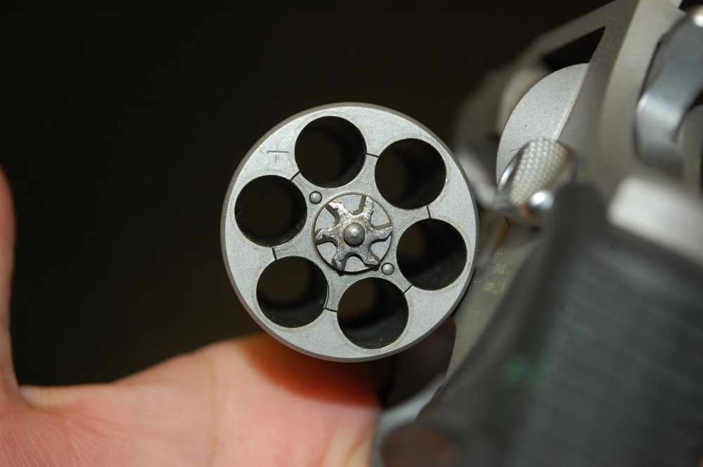 Taurus Matte Stainless Steel 38 SPL Revolver 6 shot 2 Inch Barrel USED-img-12
