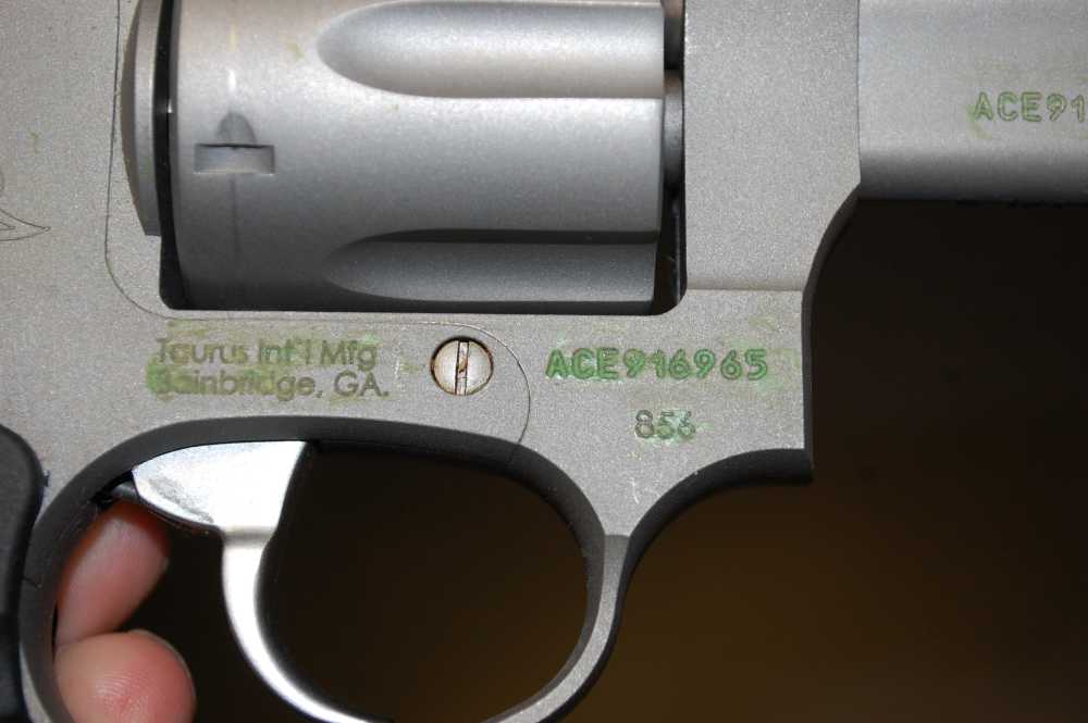 Taurus Matte Stainless Steel 38 SPL Revolver 6 shot 2 Inch Barrel USED-img-2