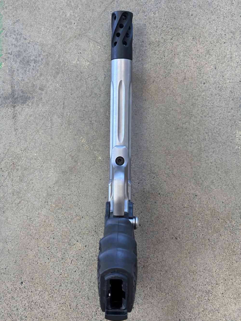 S&W SW22 VICTORY PERFORMANCE CENTER 22LR-img-2