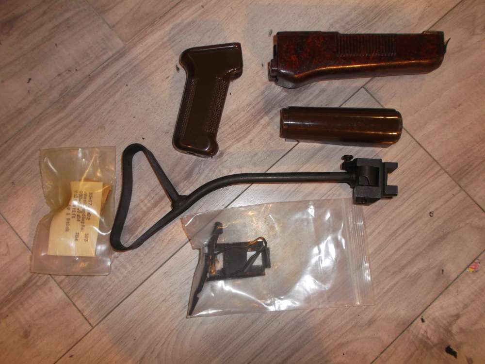 EAST GERMAN BAKELITE FOLDING STOCK SET ,FURNITURE DDR AK47-img-0