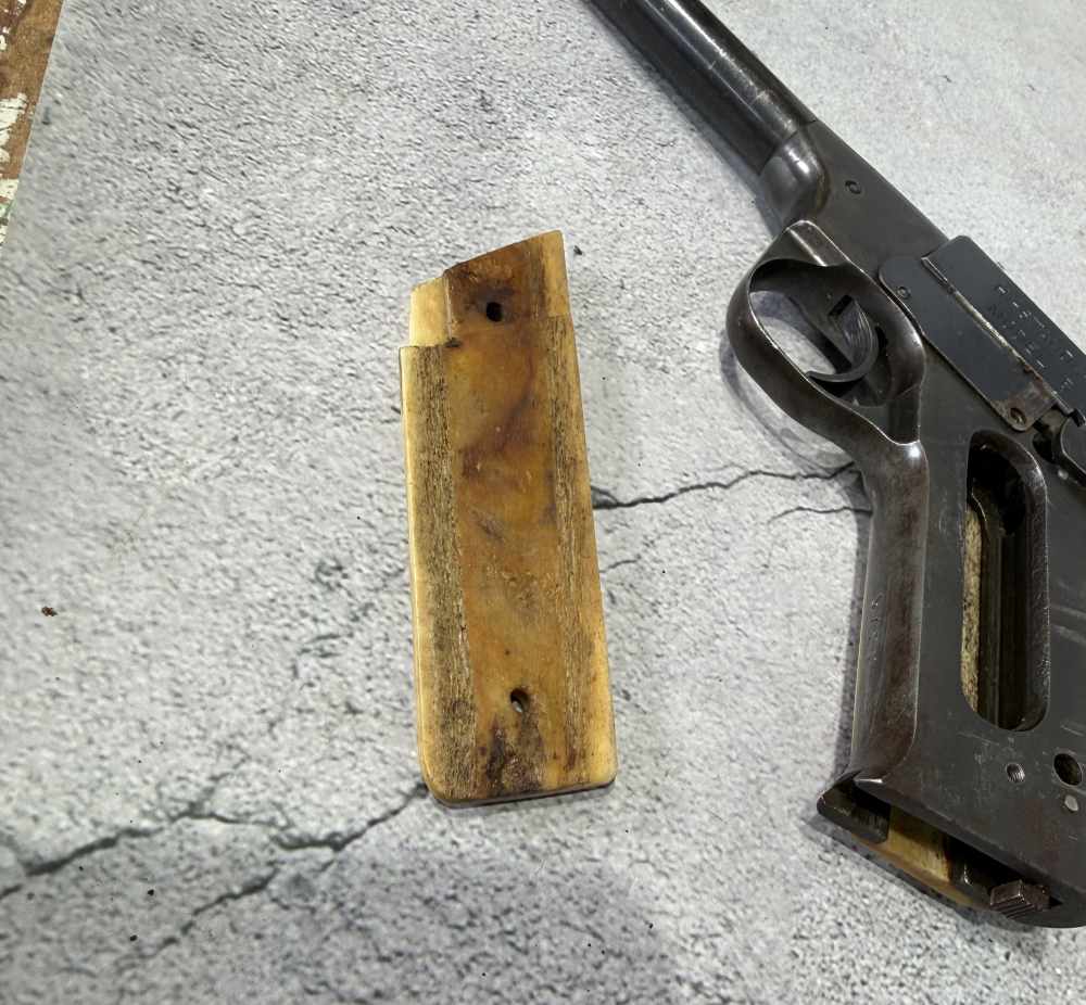 Hi Standard model B Type 1-A 1932 22LR 4.5" four digit serial -img-4