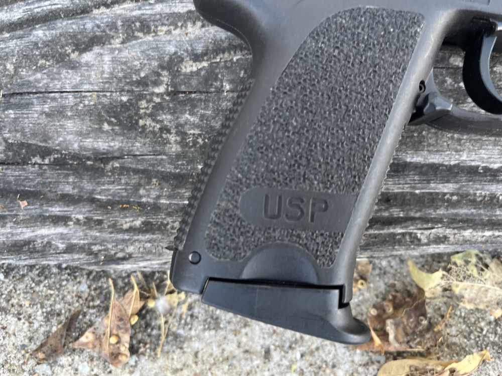 HK USP Compact 9mm Boxed 2 Mags Holster PENNY NO RESERVE! .01 $.01 -img-10