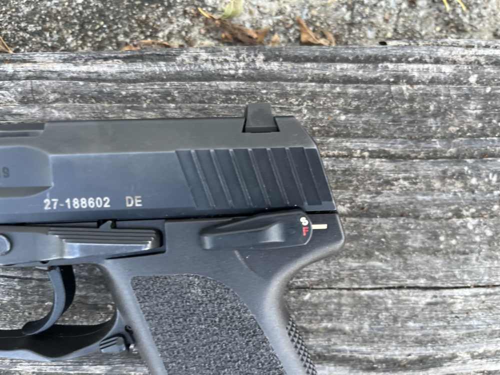 HK USP Compact 9mm Boxed 2 Mags Holster PENNY NO RESERVE! .01 $.01 -img-9