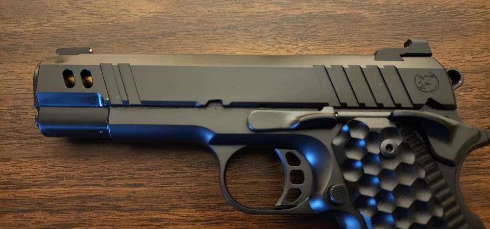 NIGHTHAWK CUSTOM VICE PRESIDENT 9MM-img-3