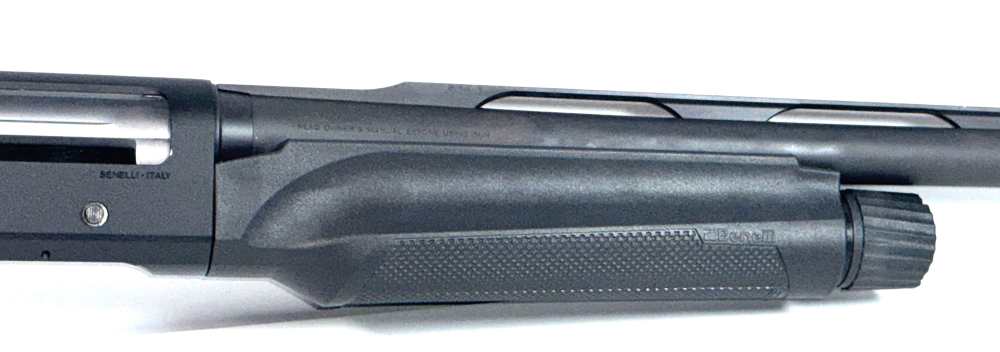 Benelli M2 12-Gauge Shotgun 26-inch barrel - Hard Case & Accessories-img-2