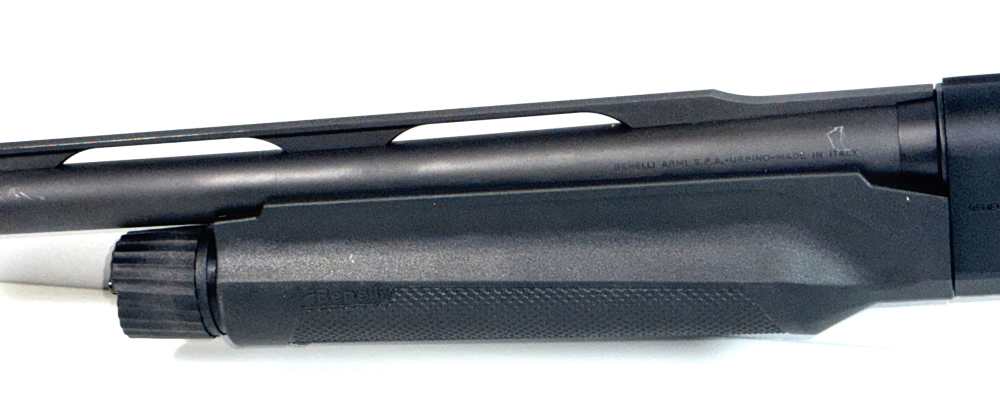 Benelli M2 12-Gauge Shotgun 26-inch barrel - Hard Case & Accessories-img-6