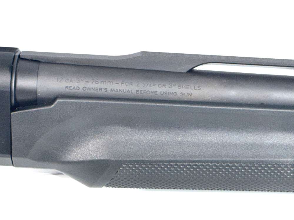 Benelli M2 12-Gauge Shotgun 26-inch barrel - Hard Case & Accessories-img-4