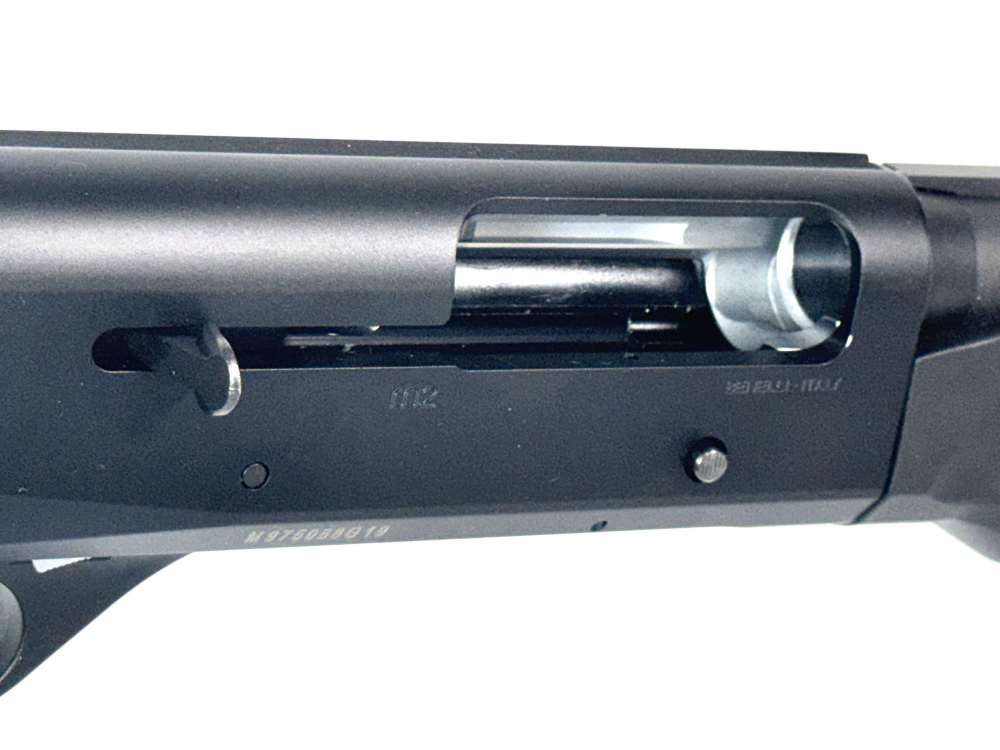 Benelli M2 12-Gauge Shotgun 26-inch barrel - Hard Case & Accessories-img-10
