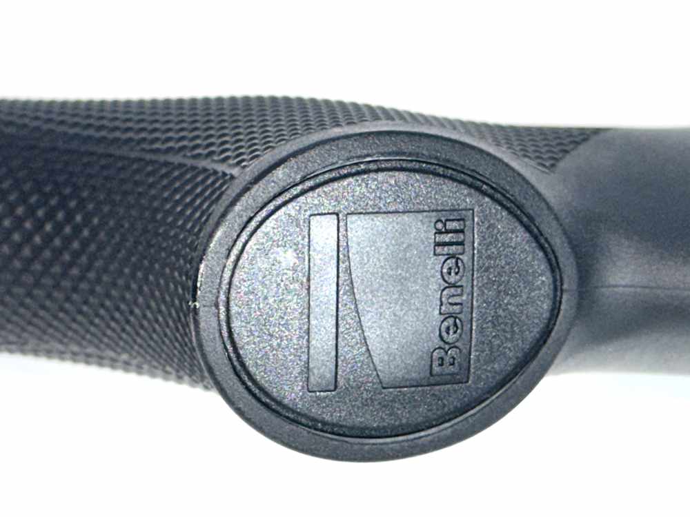 Benelli M2 12-Gauge Shotgun 26-inch barrel - Hard Case & Accessories-img-13