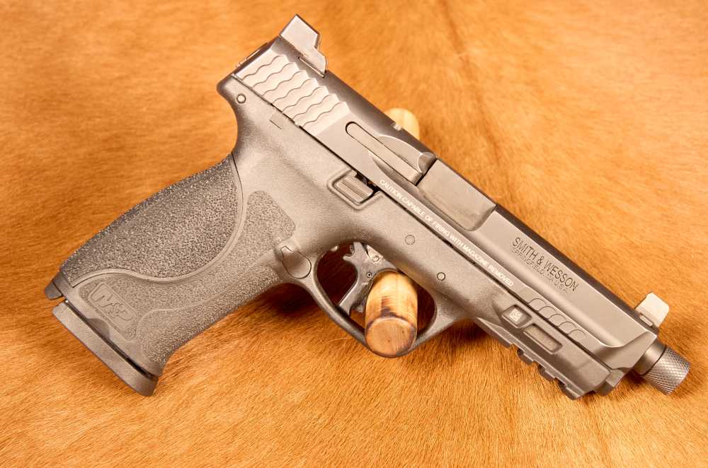 S&W M&P 9 M2.0 Apex trigger - Threaded W/ suppressor height sights +maglula-img-3