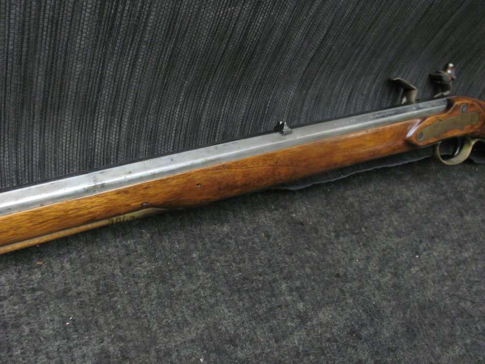 Vintage 44 Cal Kentucky - Kentuckian - Flintlock -Really  Light Rifle Italy-img-29