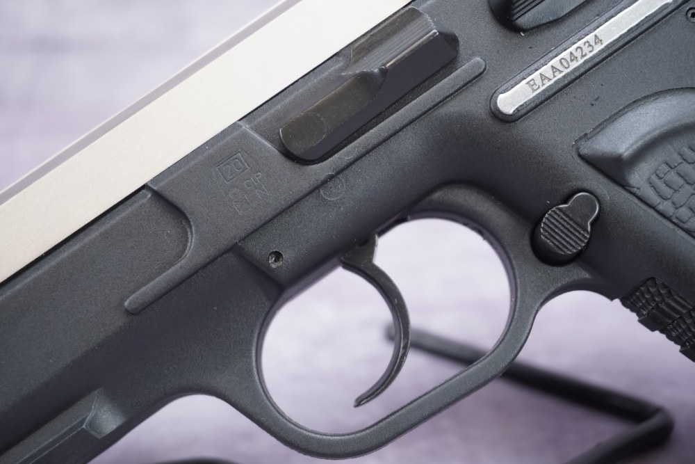 EAA Witness P Carry 10mm 3.6" Stainless Pistol w/ Case & 15rd Mag-img-4