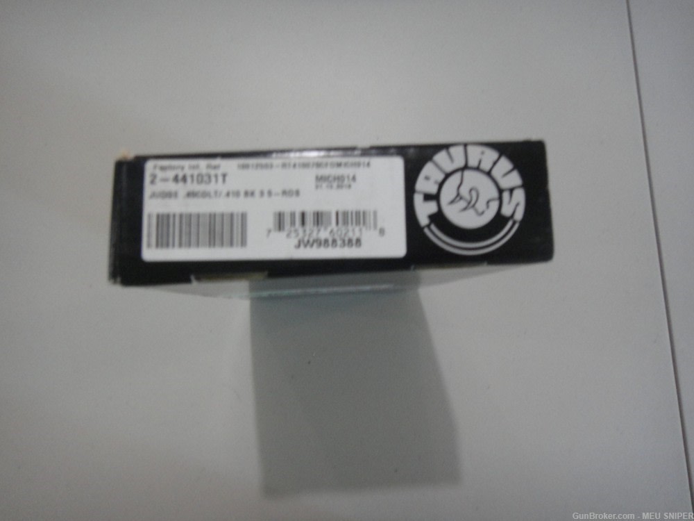 Taurus Judge .45 Colt .410 BK MICH014 revolver box accessories (G505)-img-1