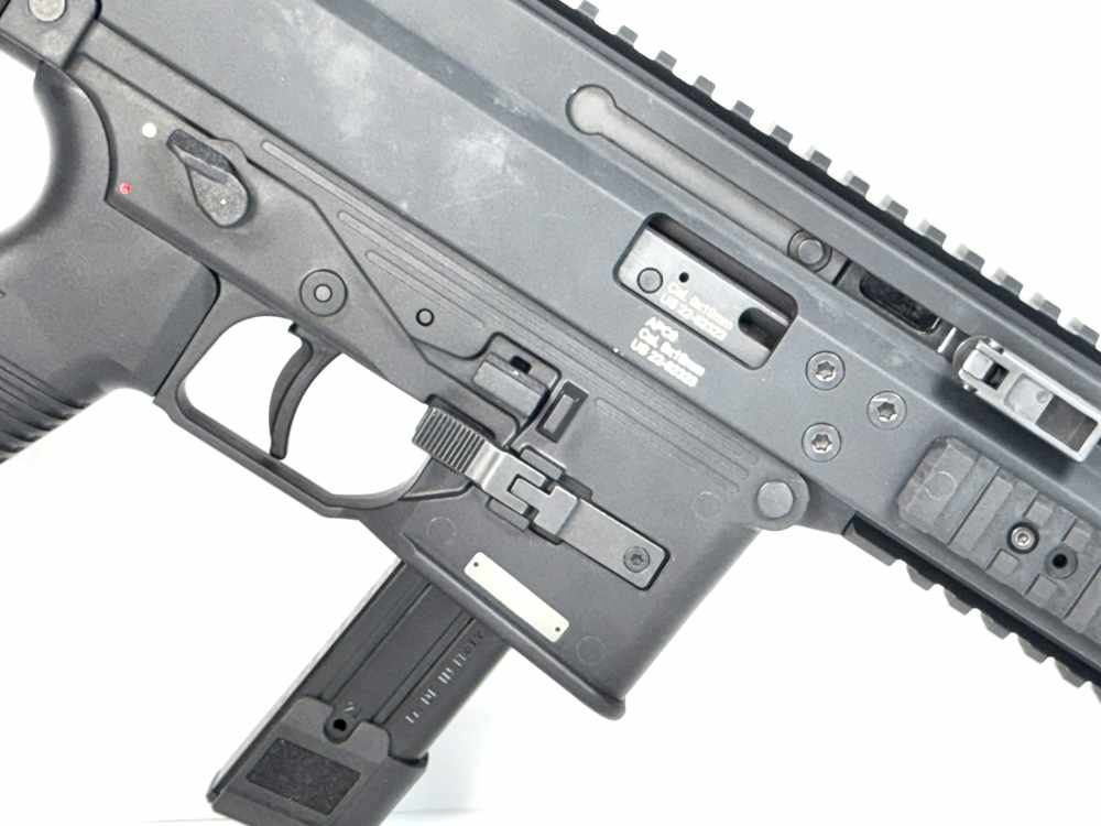 B&T APC9 9MM PISTOL (SIG P320 LOWER) – TRI-LUG • EXCELLENT • NO RESERVE!-img-8