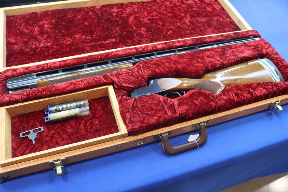 Browning Model BT-99 Shotgun 12GA 32" Invector Plus ADJ COMB Trap Gun 12 GA-img-0