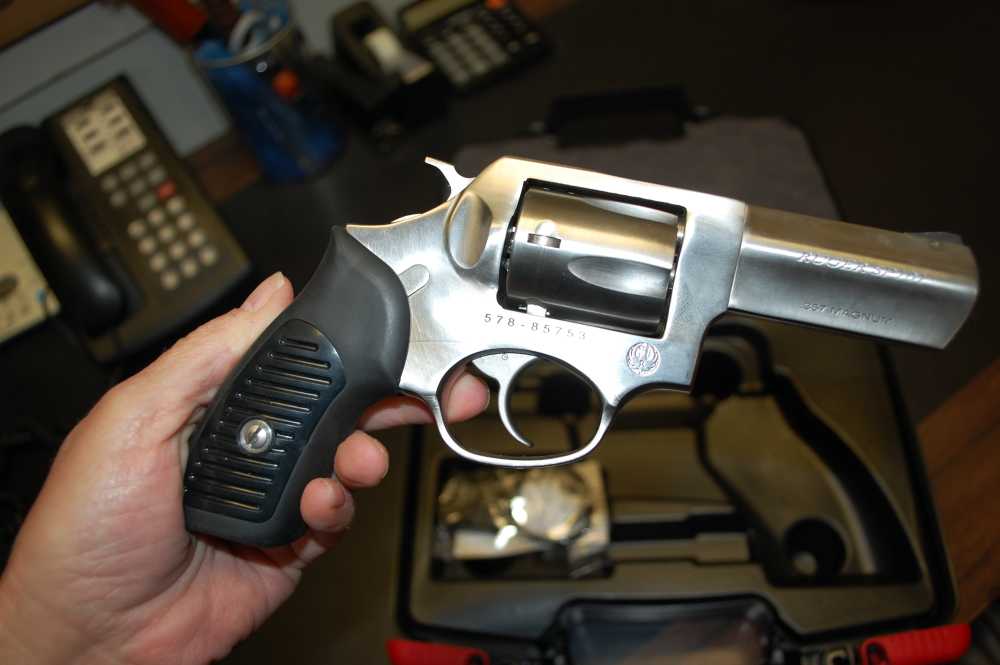 Ruger SP-101 357 MAG 38 SPL 3 1/6" SP101 5 Shot SKU 05719 w/Box -img-1