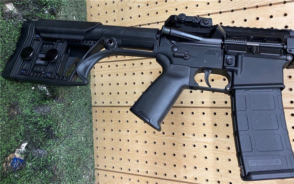 ARMALITE M15 TACTICAL 5.56 223 WYLDE 20" NIB AR15 M 15 M15TAC20-img-8
