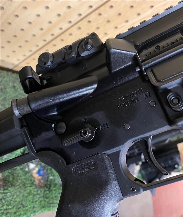 ARMALITE M15 TACTICAL 5.56 223 WYLDE 20" NIB AR15 M 15 M15TAC20-img-2