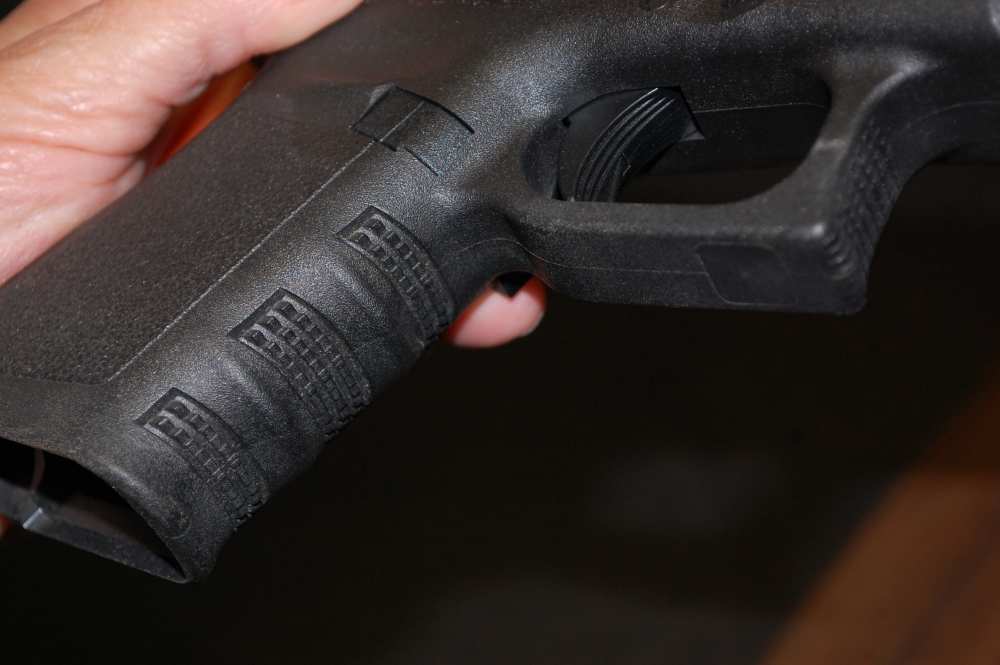 Glock 19 Gen 3 9mm Semi-Auto Pistol 2 - 10Rd Mags -img-8