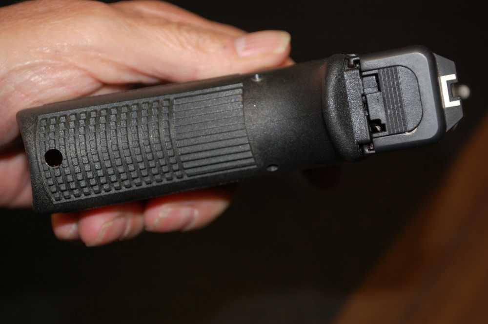 Glock 19 Gen 3 9mm Semi-Auto Pistol 2 - 10Rd Mags -img-9