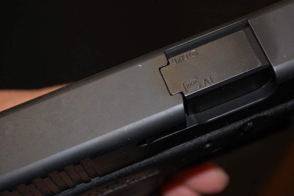 Glock 19 Gen 3 9mm Semi-Auto Pistol 2 - 10Rd Mags -img-5