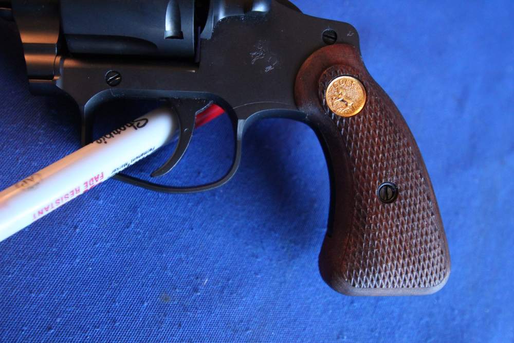 1998  Colt Cobra 2" Snub Nose Revolver .38 Spl +P looks unfired and in 99%-img-4