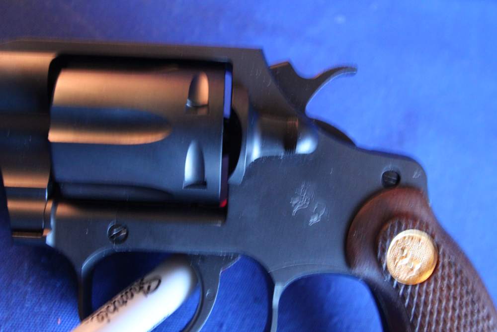 1998  Colt Cobra 2" Snub Nose Revolver .38 Spl +P looks unfired and in 99%-img-3