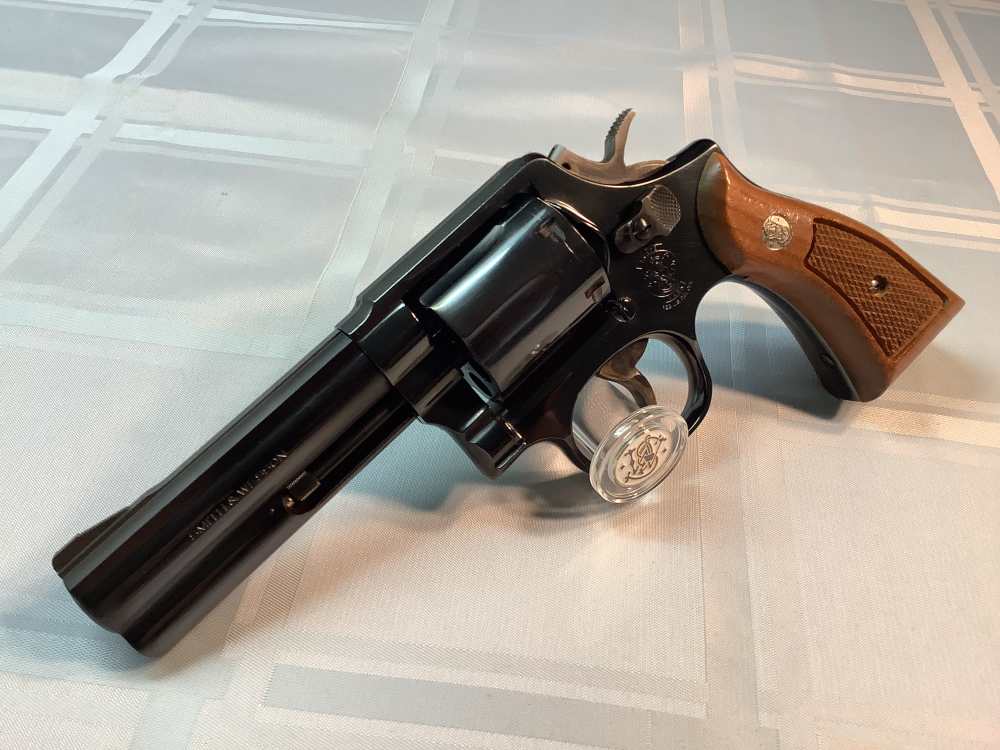 Smith and Wesson S&W Model 581-img-4