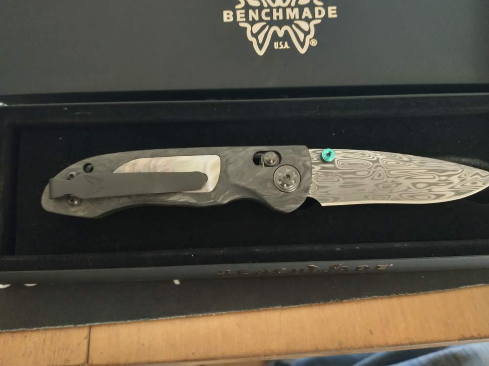 Benchmade Gold Class Foray-img-2