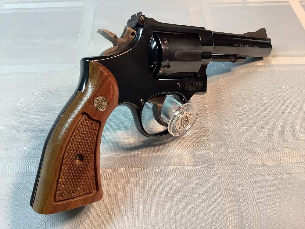 Smith and Wesson S&W Model 15-5 -img-2