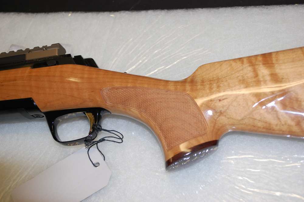 Browning Model XBOLT MEDALLION Rifle 300 WIN MAG MAPLE Engraved -img-2