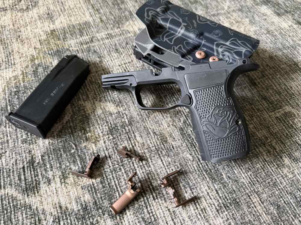 Sig Sauer P365 Rose AXG 9mm Metal Grip Module & Mag P365X P365XL Gold Parts-img-0