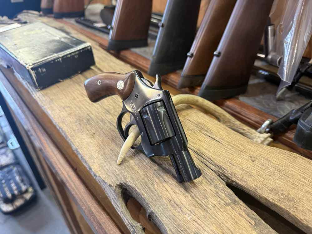 Charter Arms Model 1382 Undercover 38 SPL Revolver RARE and MINT!-img-4