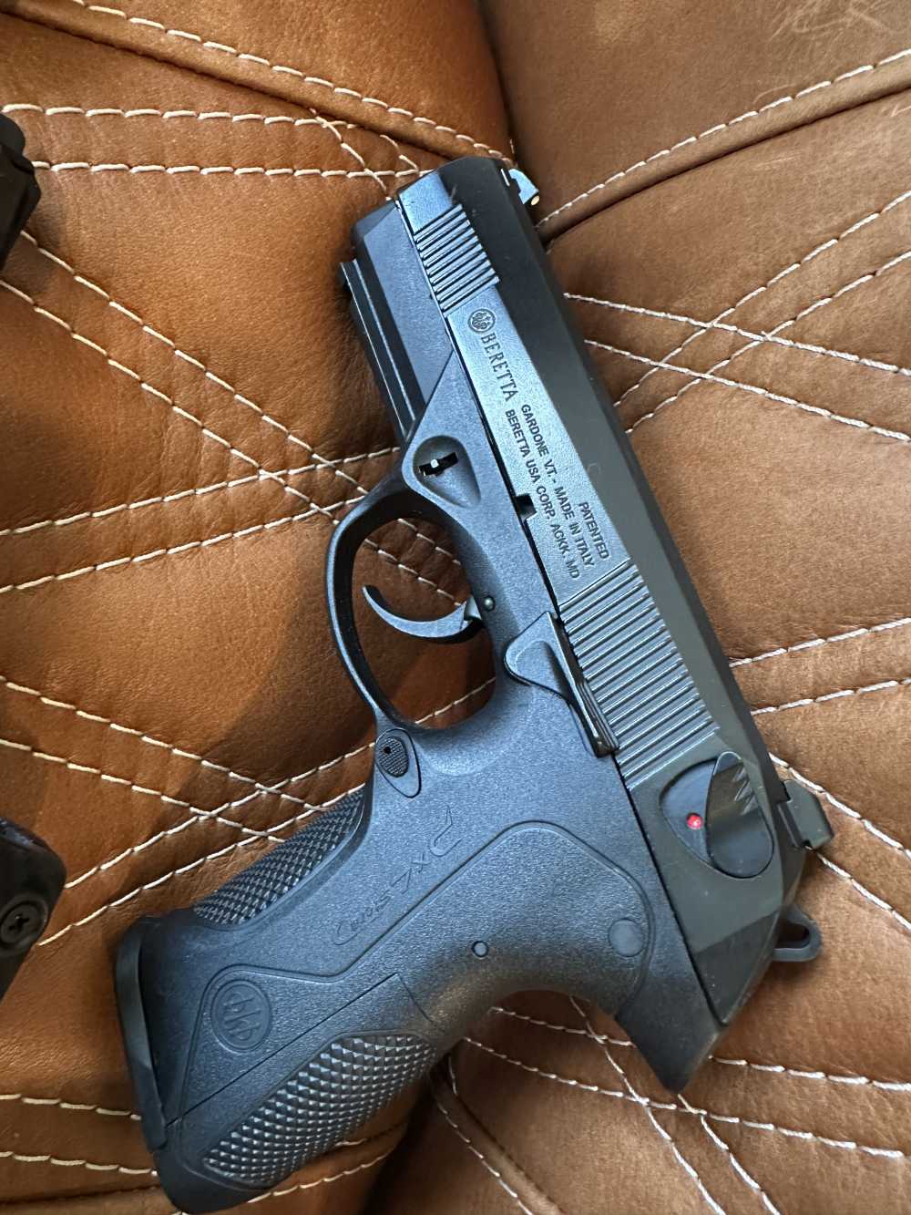 Beretta PX4 Storm .40 w/original kit, 5 magazines, & 2 holsters-img-3