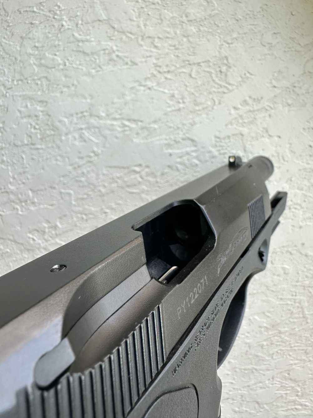 Beretta PX4 Storm .40 w/original kit, 5 magazines, & 2 holsters-img-8