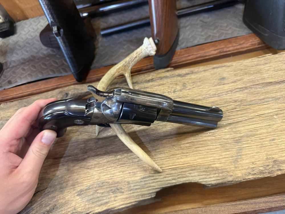 Ruger Vaquero Birdshead 3 3/4" MINT Case Color Revolver 45 Long Colt 2002-img-7