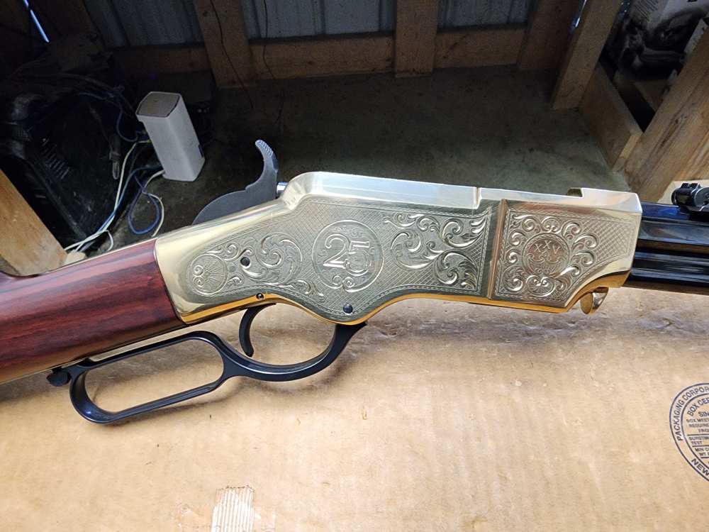 PICS! NEW HENRY ORIGINAL DELUXE ENGRAVED 25TH ANNIVERSARY 44-40 WCF 1/2500-img-10