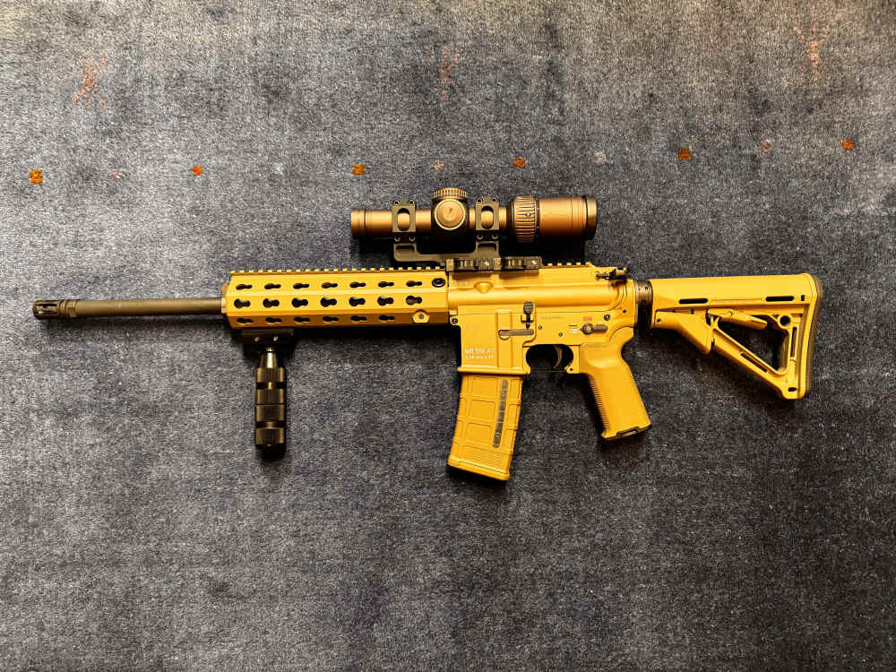 HK MR556 A1 RAL 8000 Collector Pkg RARE Vortex Razor HD 4 Mags & HK Case -img-1