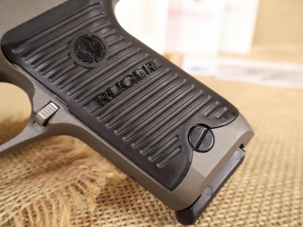 Ruger P89T Special Edition Davidson's 2006 2-Tone 9mm Pistol 4.5" 15+ DA/SA-img-5
