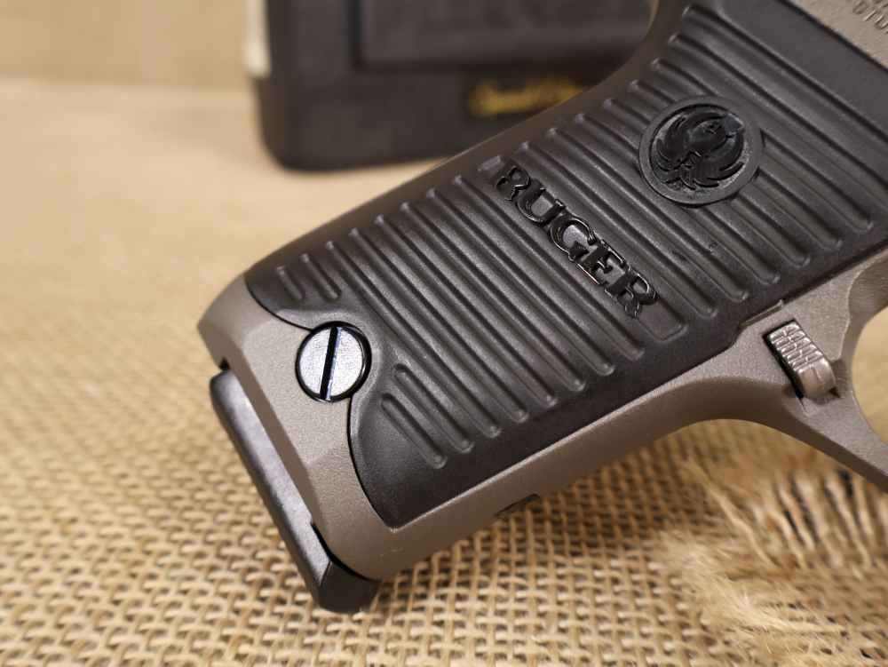 Ruger P89T Special Edition Davidson's 2006 2-Tone 9mm Pistol 4.5" 15+ DA/SA-img-15