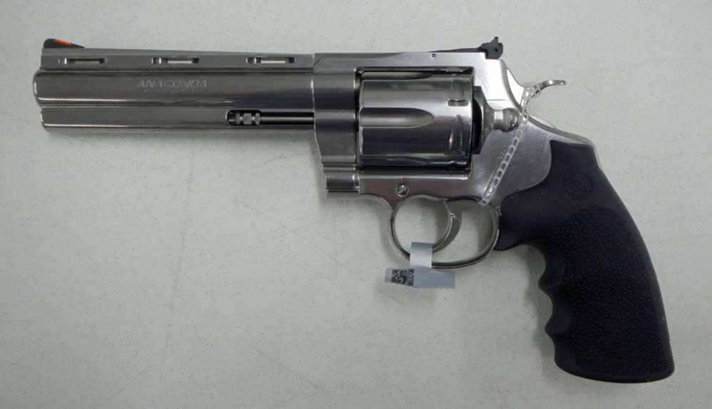 NEW Colt Anaconda 6-inch 44 mag Revolver. 6 shot. Stainless Steel.-img-5