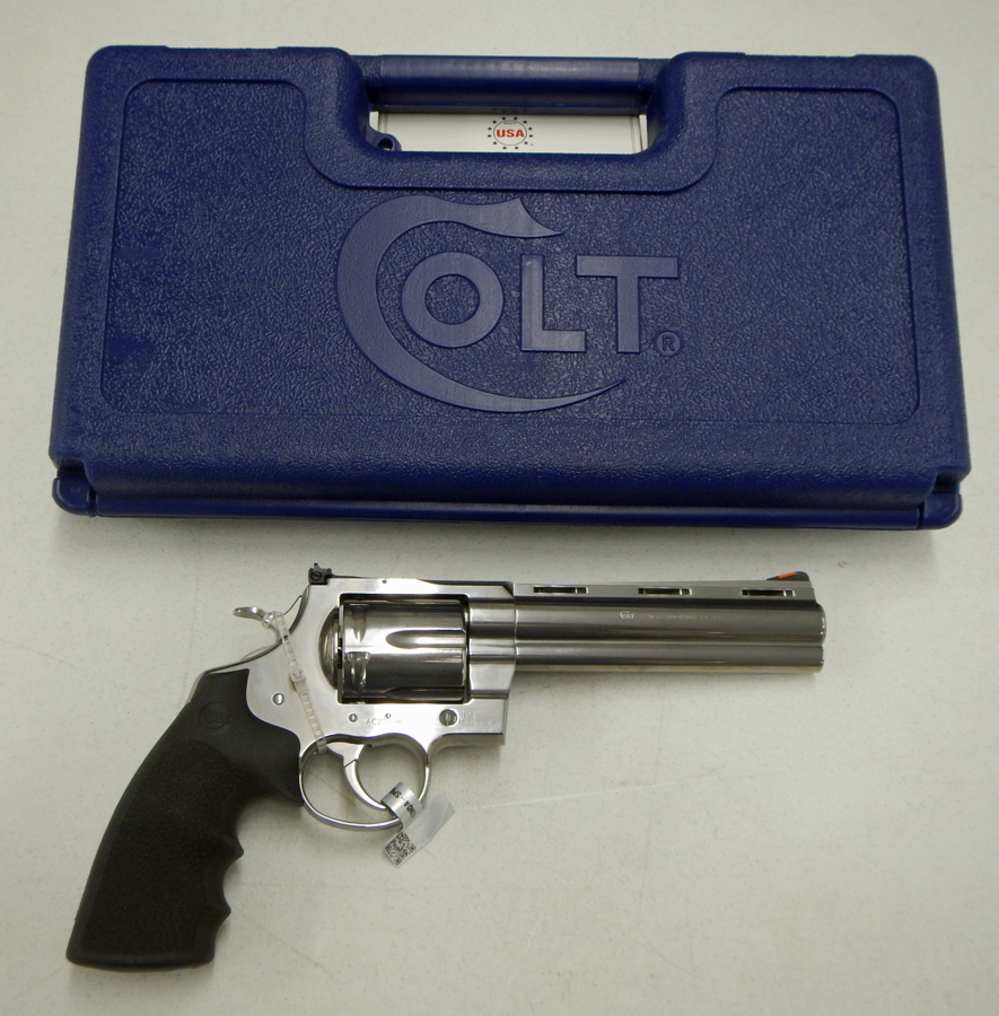 NEW Colt Anaconda 6-inch 44 mag Revolver. 6 shot. Stainless Steel.-img-0