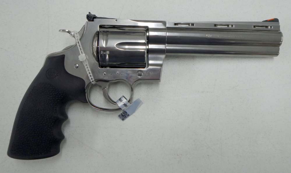 NEW Colt Anaconda 6-inch 44 mag Revolver. 6 shot. Stainless Steel.-img-1