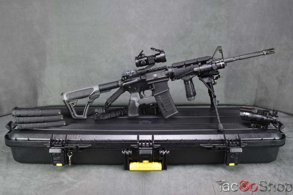 Colt LE6920 OEM1 with Daniel Defense Furniture-img-1