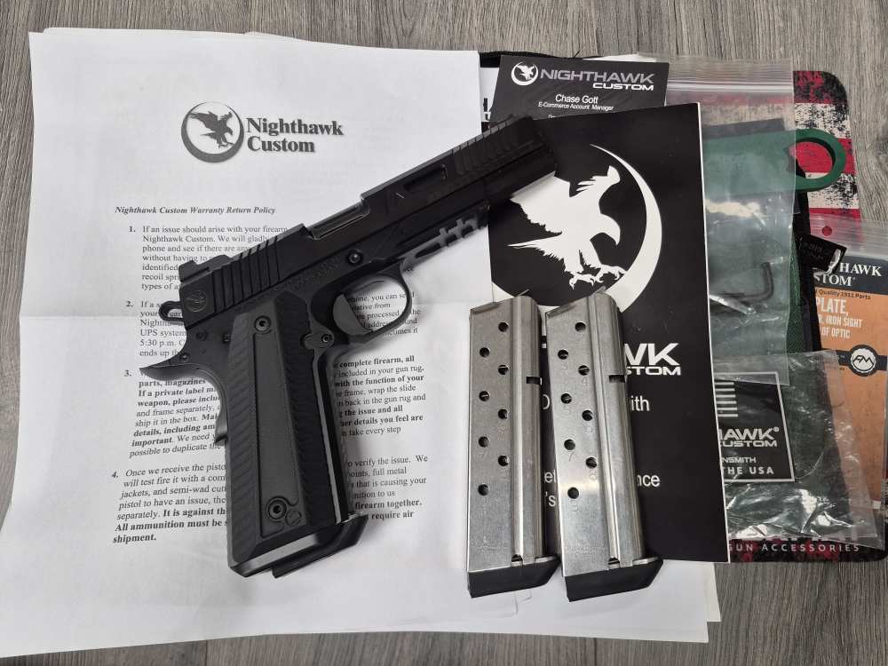 PENNY! BEAUTIFUL LIKE NEW NIGHTHAWK CUSTOM AGENT 2 10MM IN BAG 3 MAGS 99%-img-0