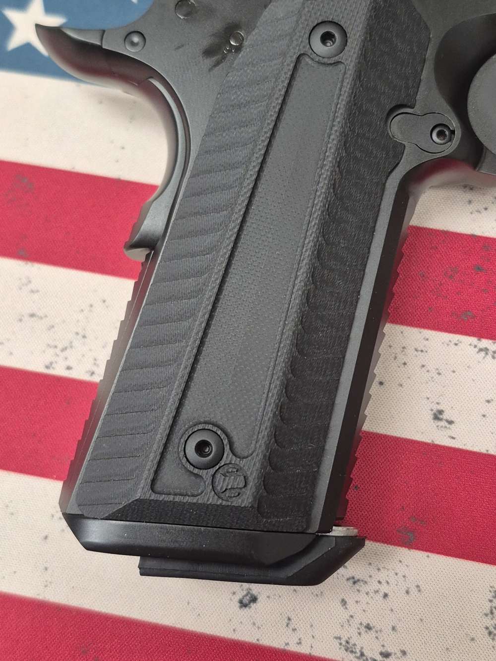 PENNY! BEAUTIFUL LIKE NEW NIGHTHAWK CUSTOM AGENT 2 10MM IN BAG 3 MAGS 99%-img-12