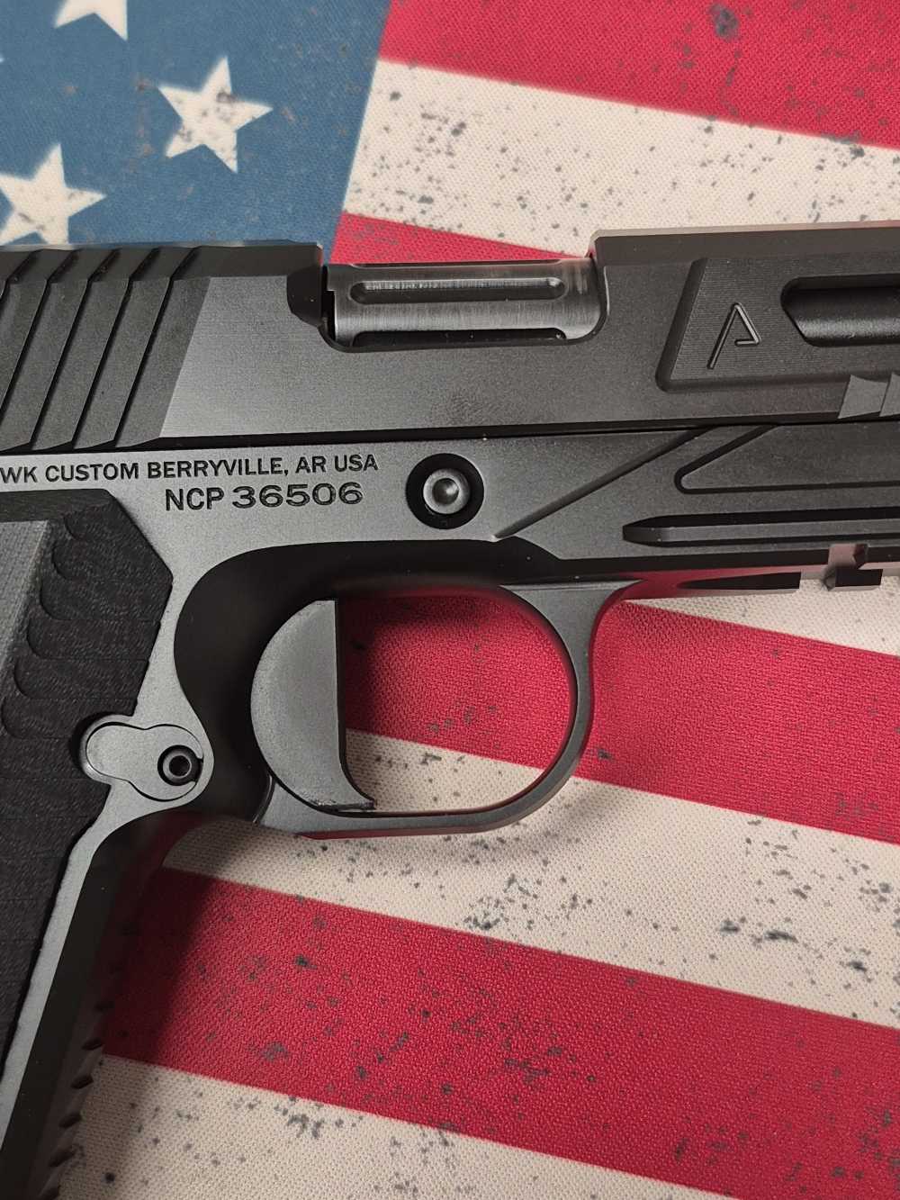 PENNY! BEAUTIFUL LIKE NEW NIGHTHAWK CUSTOM AGENT 2 10MM IN BAG 3 MAGS 99%-img-14