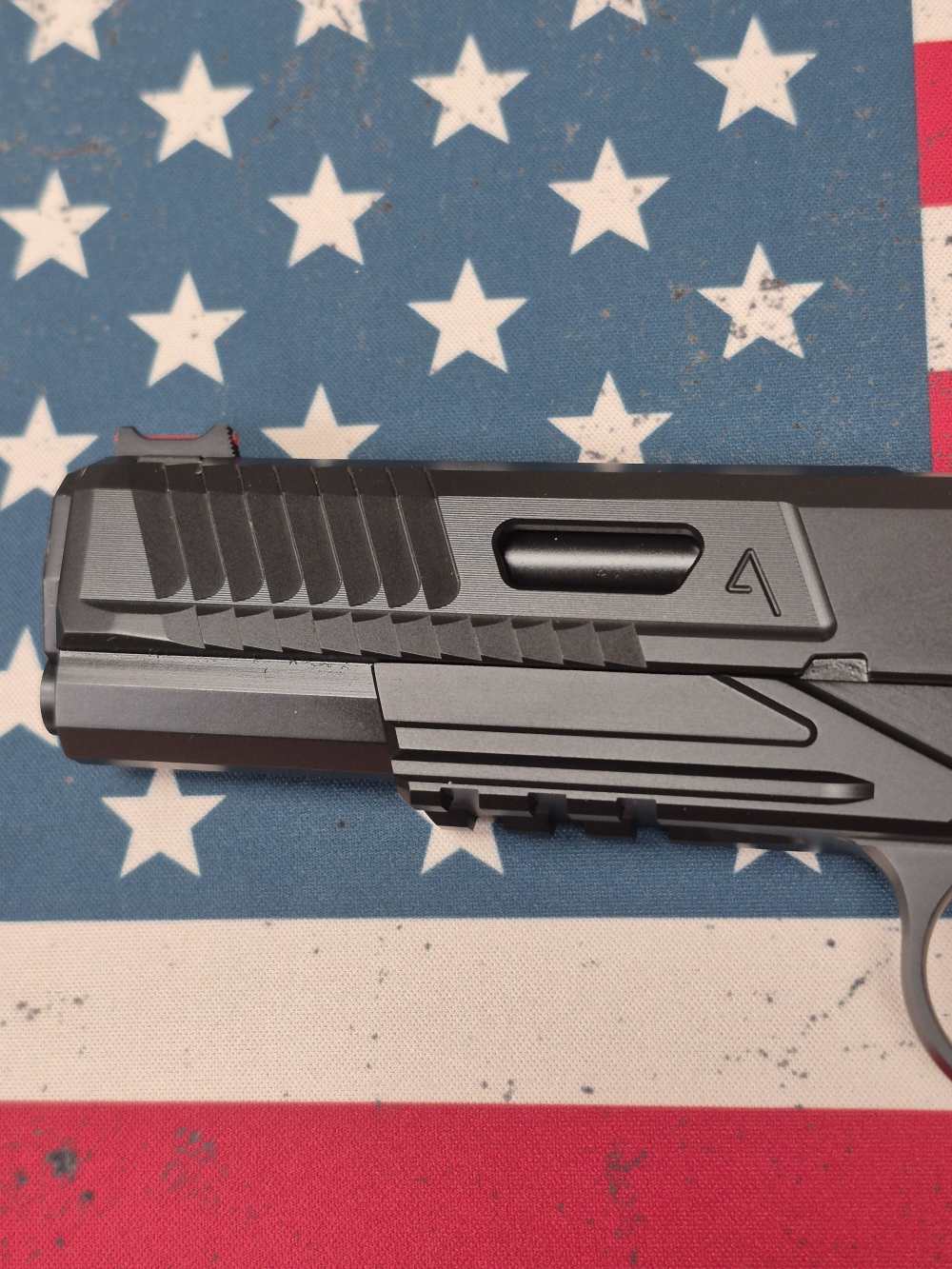 PENNY! BEAUTIFUL LIKE NEW NIGHTHAWK CUSTOM AGENT 2 10MM IN BAG 3 MAGS 99%-img-11