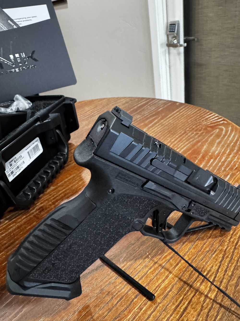 CANIK PRIME RADIAN 9MM Black Compensated Barrel-img-8